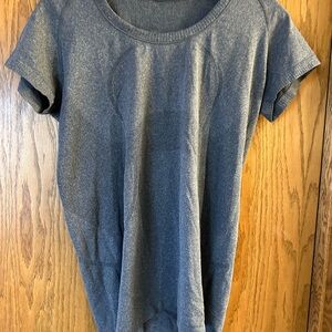 Lululemon Swiftly Women's Gray Short Sleeve Top